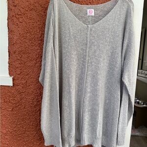 Women’s Grey V-Neck Sweater Mesh Knit Style Wanna B Size Large Lightweight